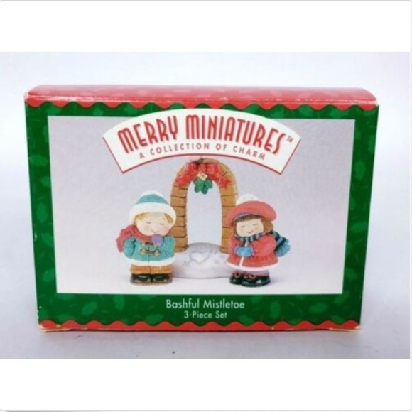 Hallmark Merry Miniatures Bashful Mistletoe Xmas - Picture 1 of 4